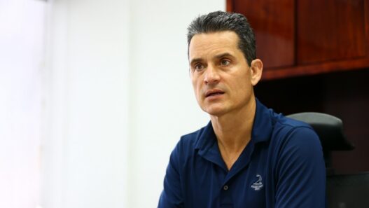Fernando Margáin busca candidatura PRI-PAN para Monterrey 2027