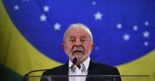 Lula da Silva asume cuarto mandato tras histórica victoria en Brasil
